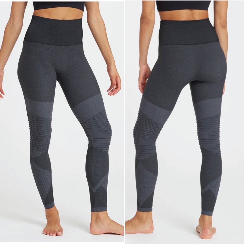 SPANX Look at Me Now Seamless Moto Leggings Black Gray Color Block High Rise XL